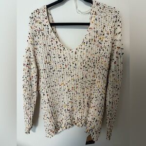 Mainstrip 2X/3X Rainbow Chip Back Twist Sweater